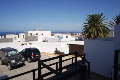 Апартаменты Продажа в La Costa, Tinajo, Lanzarote. 