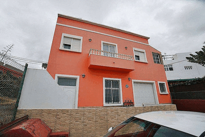 House for sale in Arucas, Gran Canaria. 